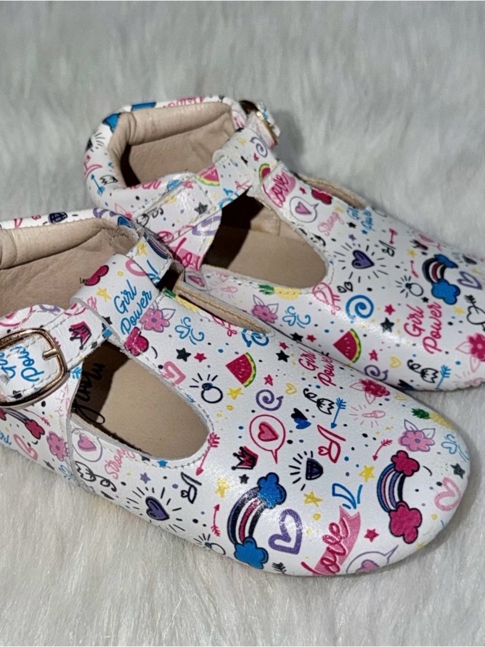 Monkey Feet Mary Jane Leather shoes in Girls’ size 6-7 Fun Colorful Print! NWOT